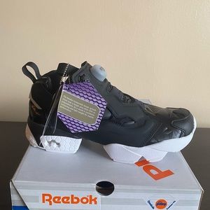 Reebok Women’s InstaPump Fury Boost NEVER WORN